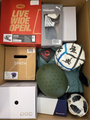 The picture shows a package with accessories in the category Z.