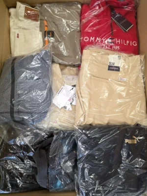 The photo shows a package with clothing in the category B.