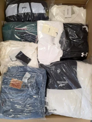 The photo shows a package with clothing in the category B.