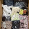 B1846 1 The photo shows a package with clothing in the category B.