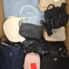 HC1865 1 The picture shows a package with accessories in the category HC.