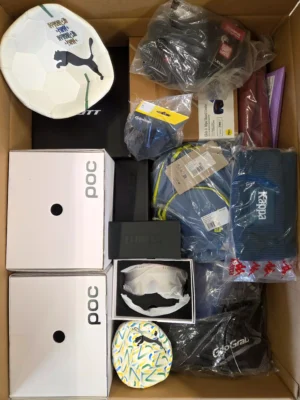 The picture shows a package with accessories in the category Z.