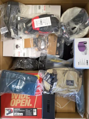 The picture shows a package with accessories in the category Z.