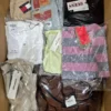 B1883 2 The photo shows a package with clothing in the category B.