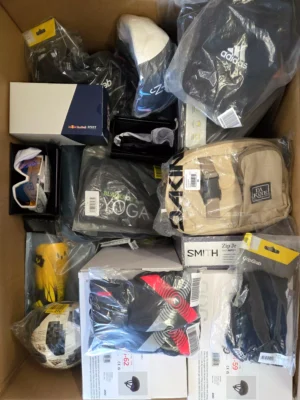 The picture shows a package with accessories in the category Z.