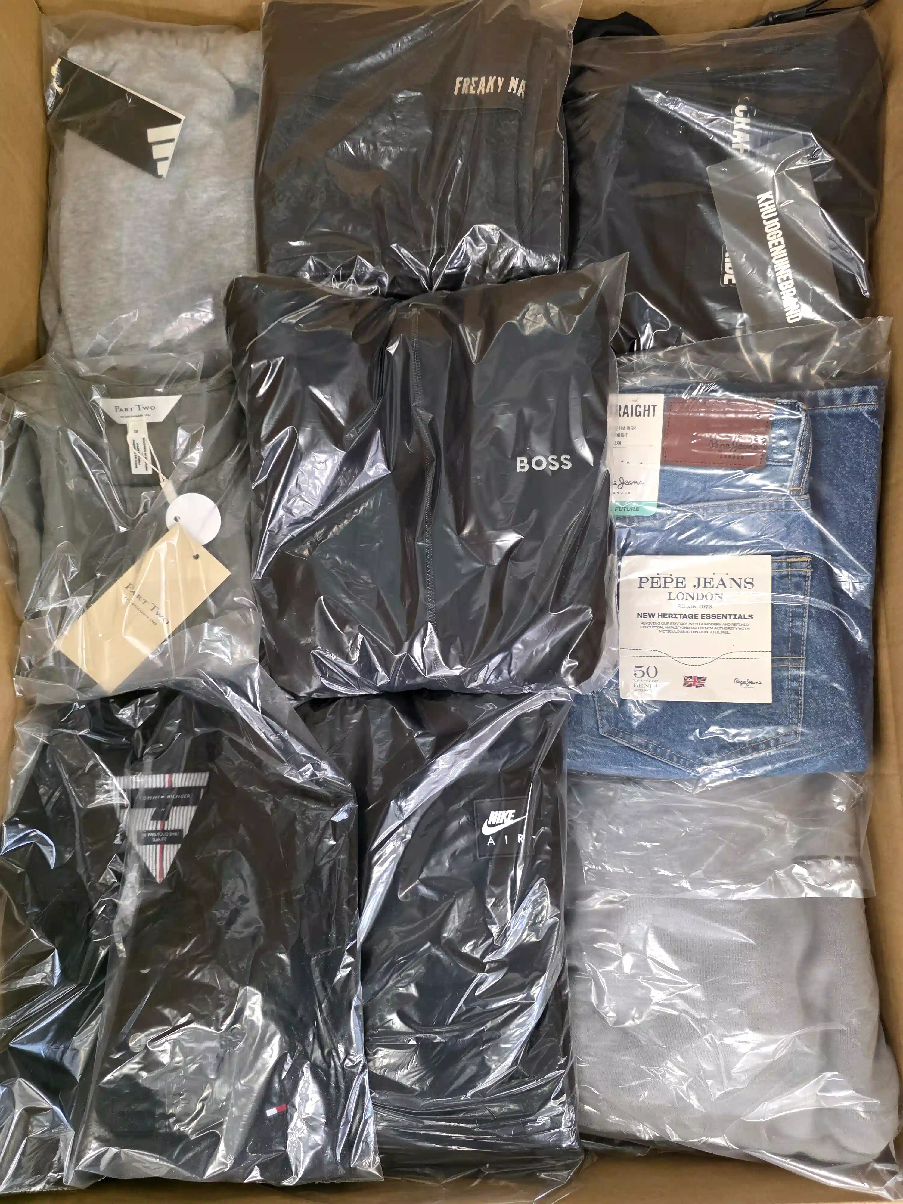 C2057 3 The photo shows a package with clothing in the category C.