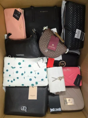 The picture shows a package with accessories in the category HA.