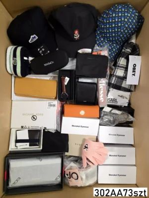 The picture shows a package with accessories in the category AA.