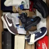 BS3523 1 The photo shows a package with footwear in the category BS.