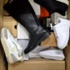 BS3527 1 The photo shows a package with footwear in the category BS.