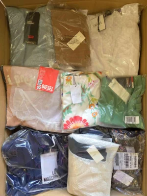 The photo shows a package with clothing in the category A.