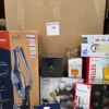 AH112 2 The photo shows a package with clothing in the category A.