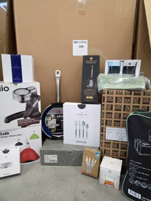 The photo shows a package with clothing in the category A.