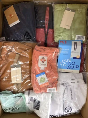 The photo shows a package with clothing in the category AP.