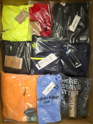 The photo shows a package with clothing in the category AP.