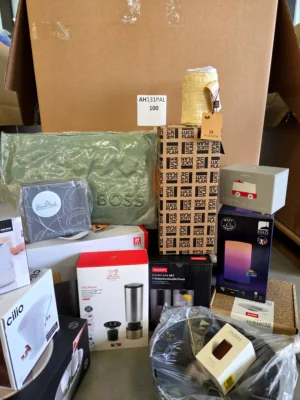 The photo shows a package with clothing in the category A.