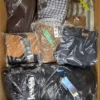 B1919 1 The photo shows a package with clothing in the category B.