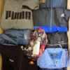 U2241 2 The photo shows a package with clothing in the category U.