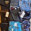 The photo shows a package with clothing in the category U.