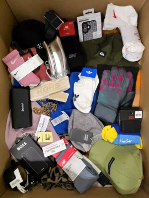 The picture shows a package with accessories in the category AB.
