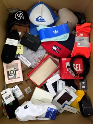 The picture shows a package with accessories in the category AB.