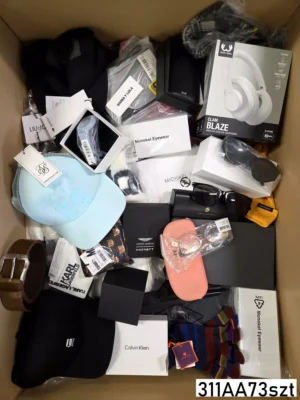 The picture shows a package with accessories in the category AA.