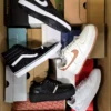 The photo shows a package with footwear in the category BS.