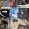 AM542 1 The photo shows a package with clothing in the category AM.