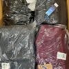 AJW675 2 The photo shows a package with clothing in the category AJW.