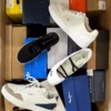 CS7446 1 The photo shows a package with footwear in the category CS.